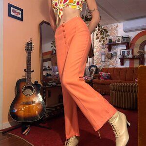1970s deadtstock peach bellbottoms with button fly pleated with pockets!!